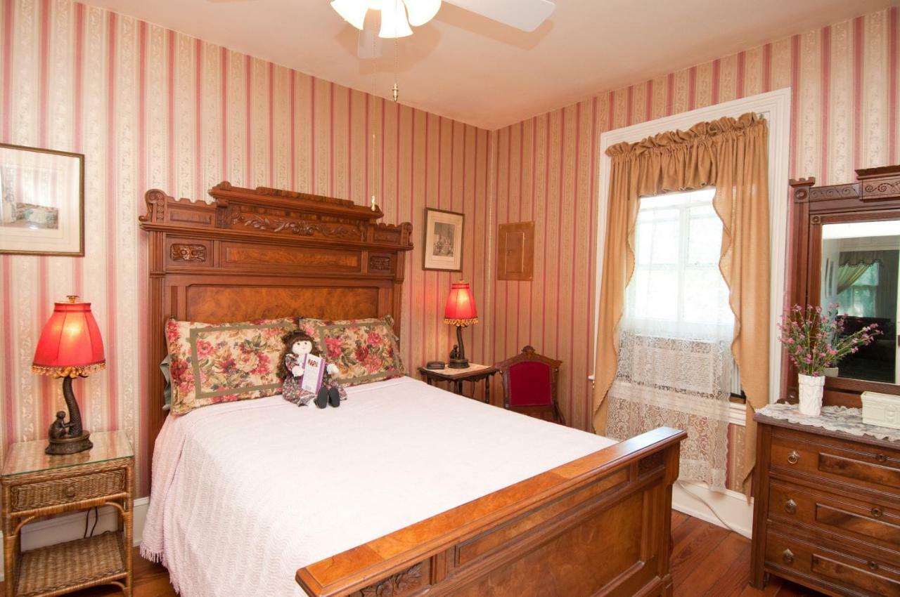 Thomas Webster House Hotel Cape May Bagian luar foto